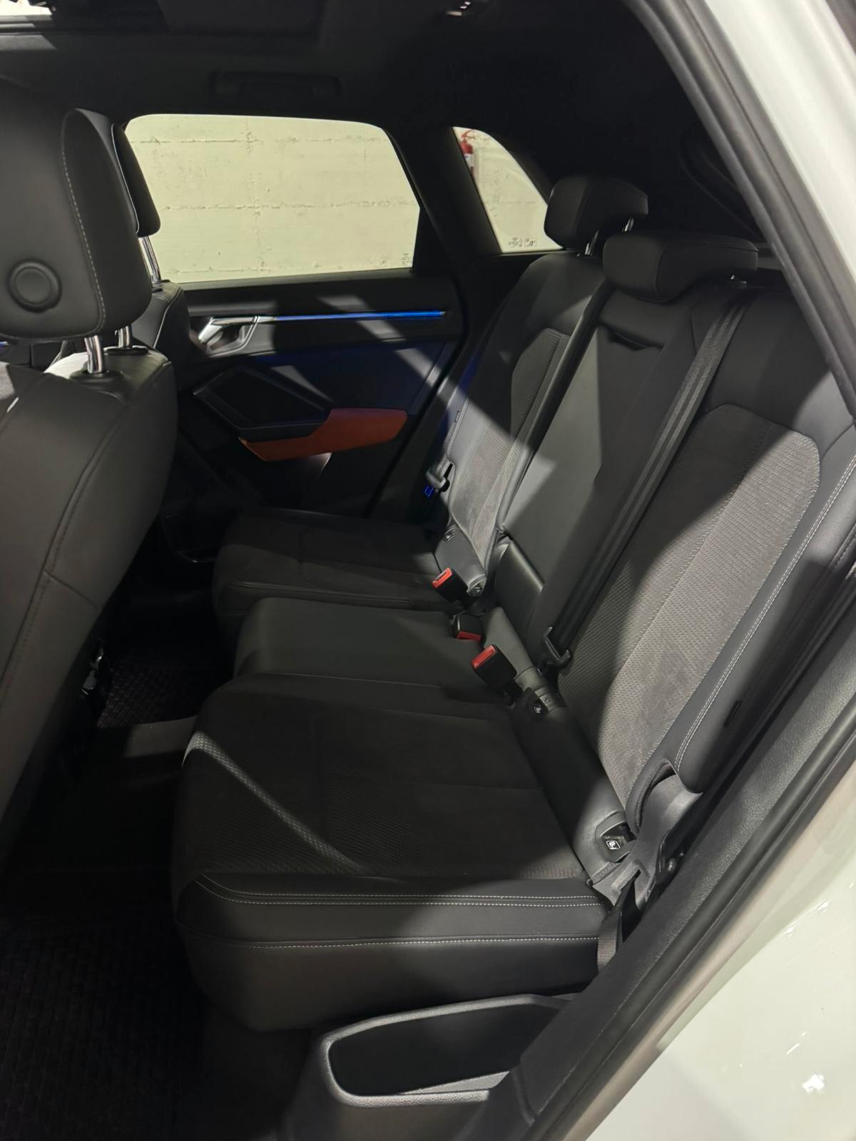 Audi Q3 35 TDI S tronic line edition