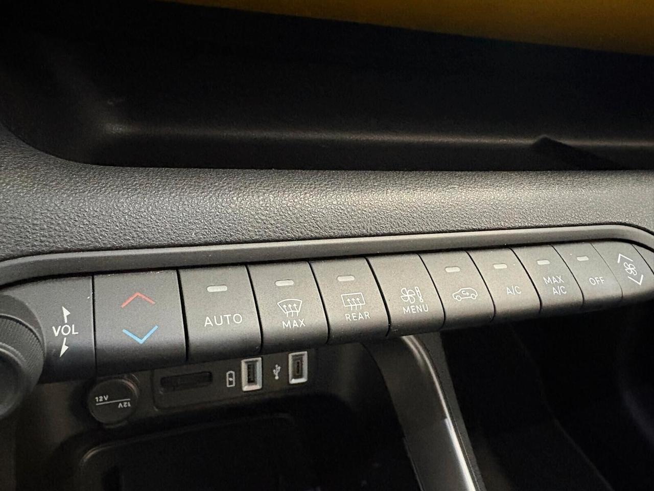 Jeep Avenger SUMMIT 1.2 Turbo 100 CV 6mt SPOTICAR