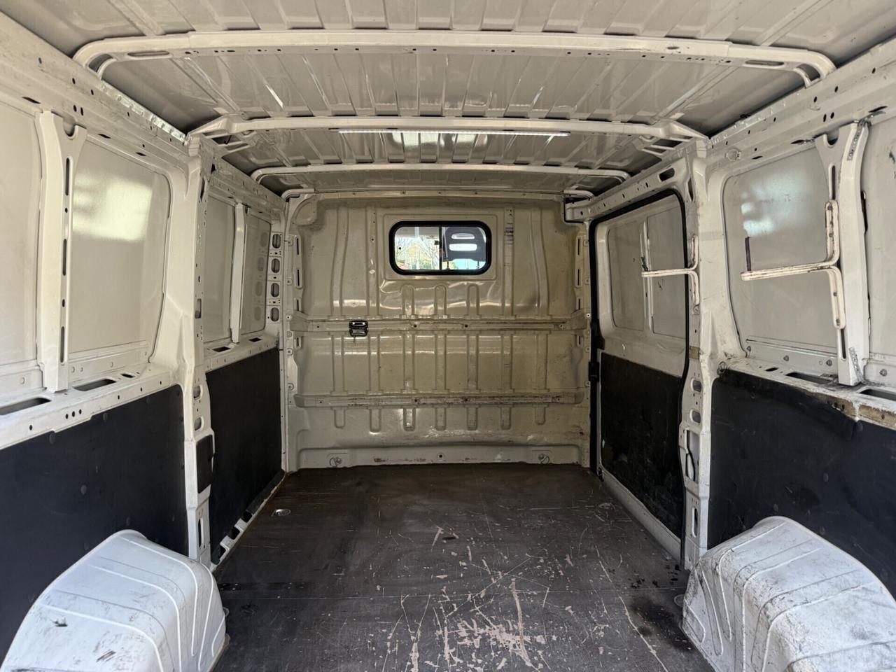 Peugeot Boxer 2.2 HDi/120CV Furgone