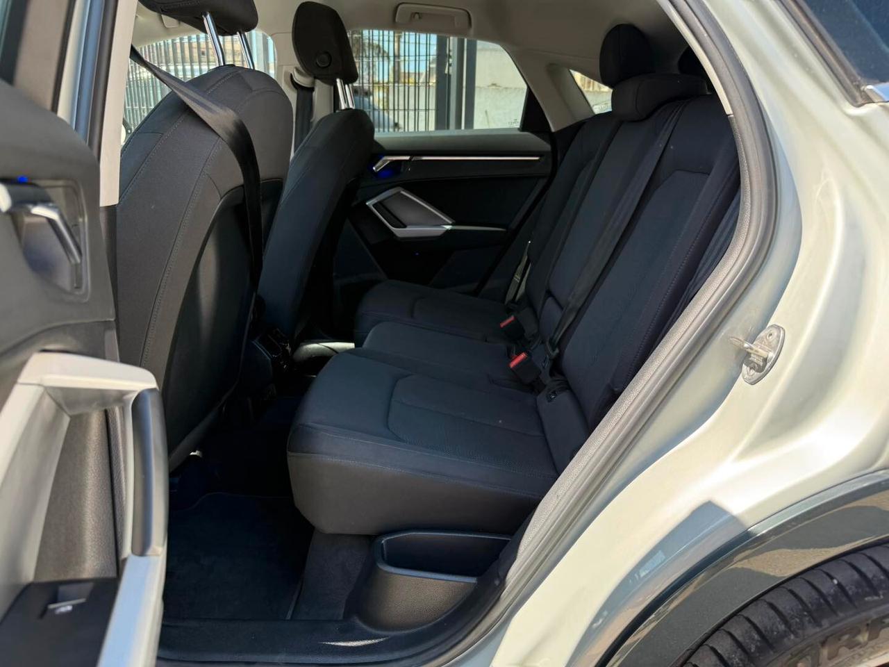 Audi Q3 35 TDI S tronic