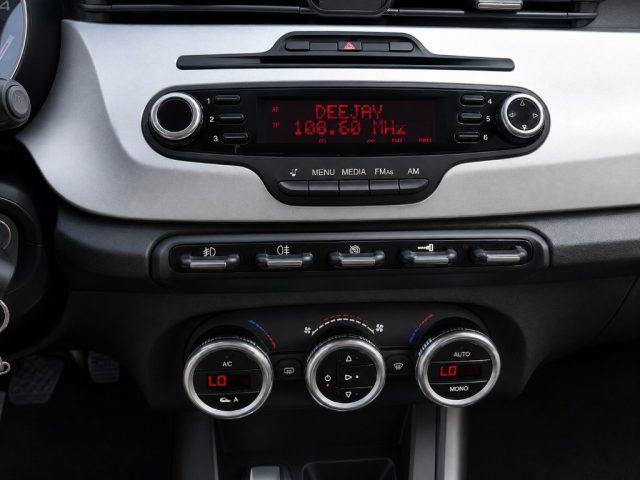 ALFA ROMEO Giulietta 1.6 JTDm-2 105 CV Distinctive Pack Quadrifoglio