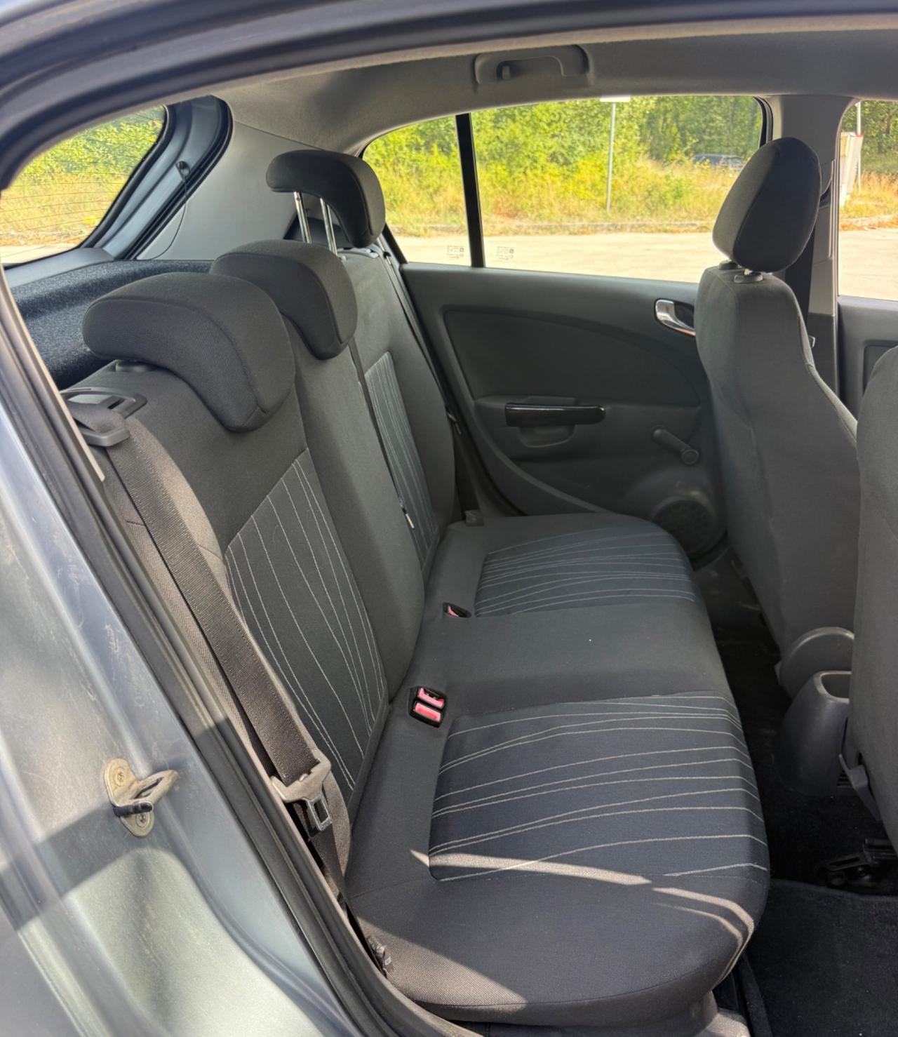 Opel Corsa Diesel 1.3 CDTi Neopatentati 86 milaKM