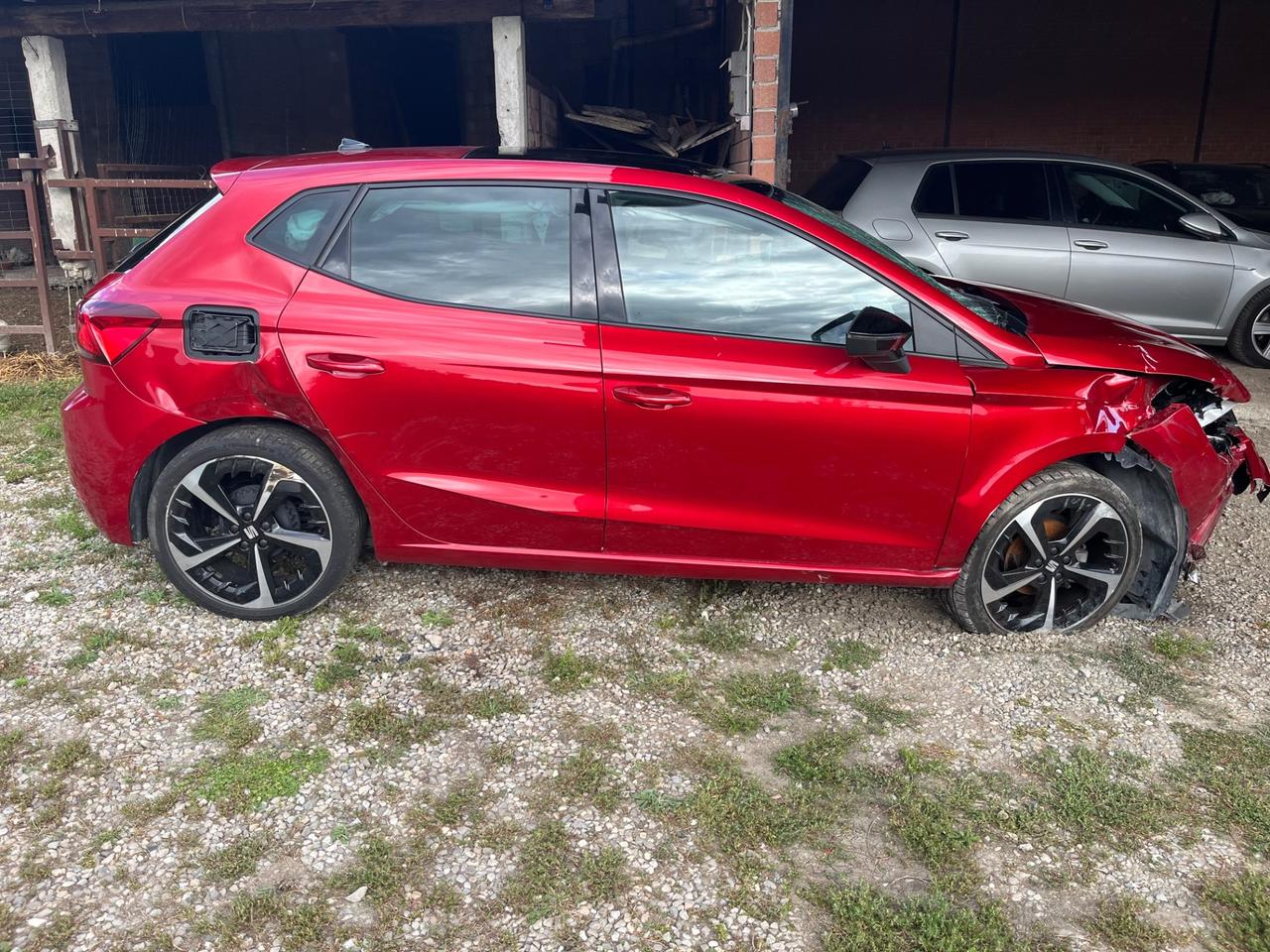 Seat Ibiza 2023 1.0 BENZINA FR INCIDENTATA