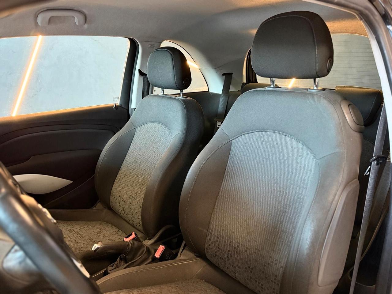 Opel Adam 1.4 87 CV GPL Tech Jam