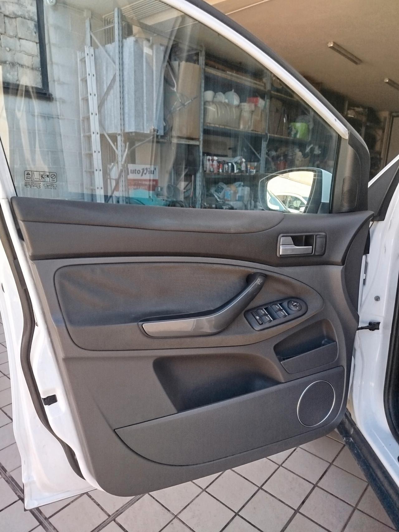 Ford Kuga 2.0 TDCi 136 CV 4WD Titanium DPF