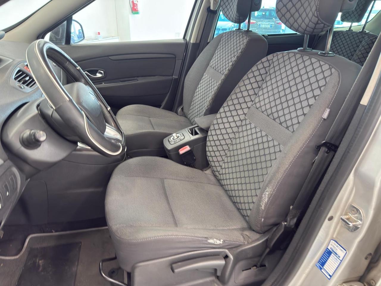 Renault Scénic 1.9 dCi 130CV Dynamique SETTE POSTI