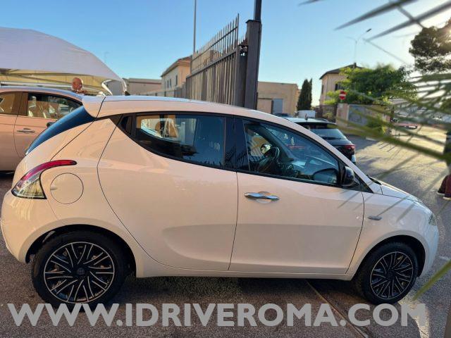 LANCIA Ypsilon 1.2 69 CV 5 porte GOLD +gpl