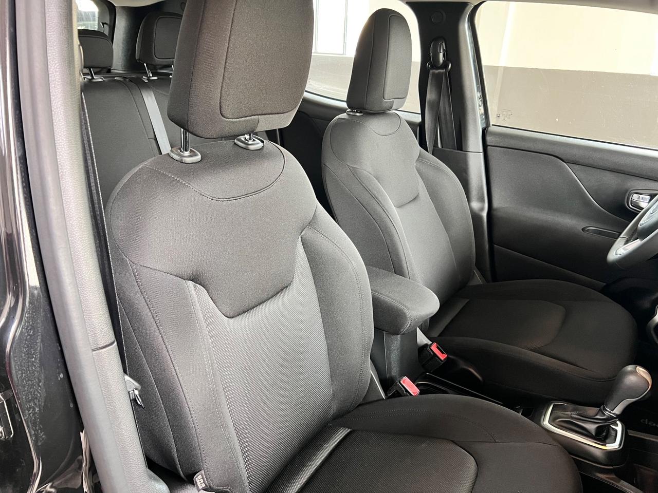 Jeep Renegade 1.3 T4 DDCT Longitude