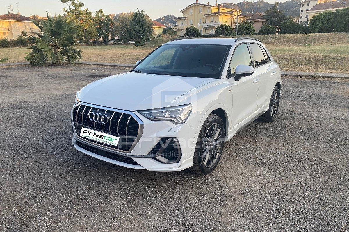 AUDI Q3 35 TDI quattro S tronic S line edition