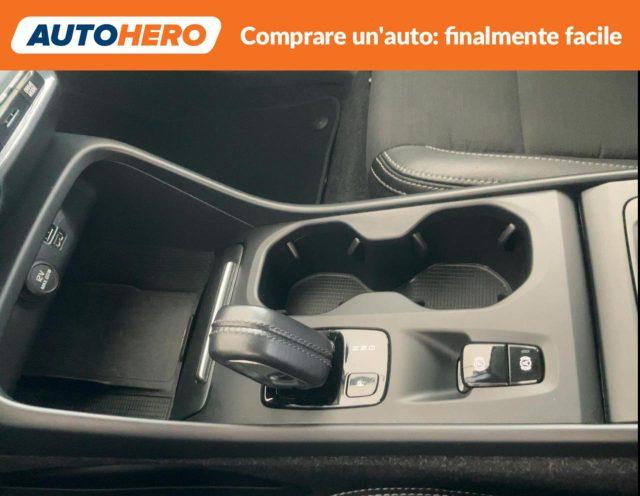 VOLVO XC40 D3 2WD Momentum