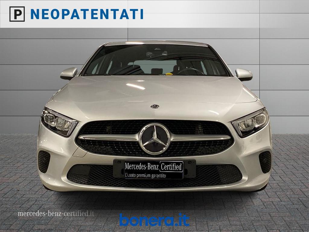 Mercedes Classe A 180 180 D Business 8G-DCT