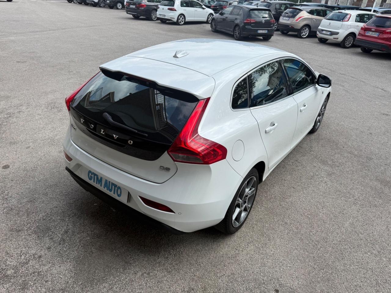 Volvo V40 D2 Ocean Race -1.6 Diesel