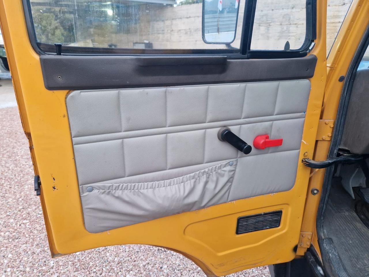 Iveco Fiat 65 12 3 6 Isoli 10 (Autoveicolo per uso speciale - Soccorso stradale)