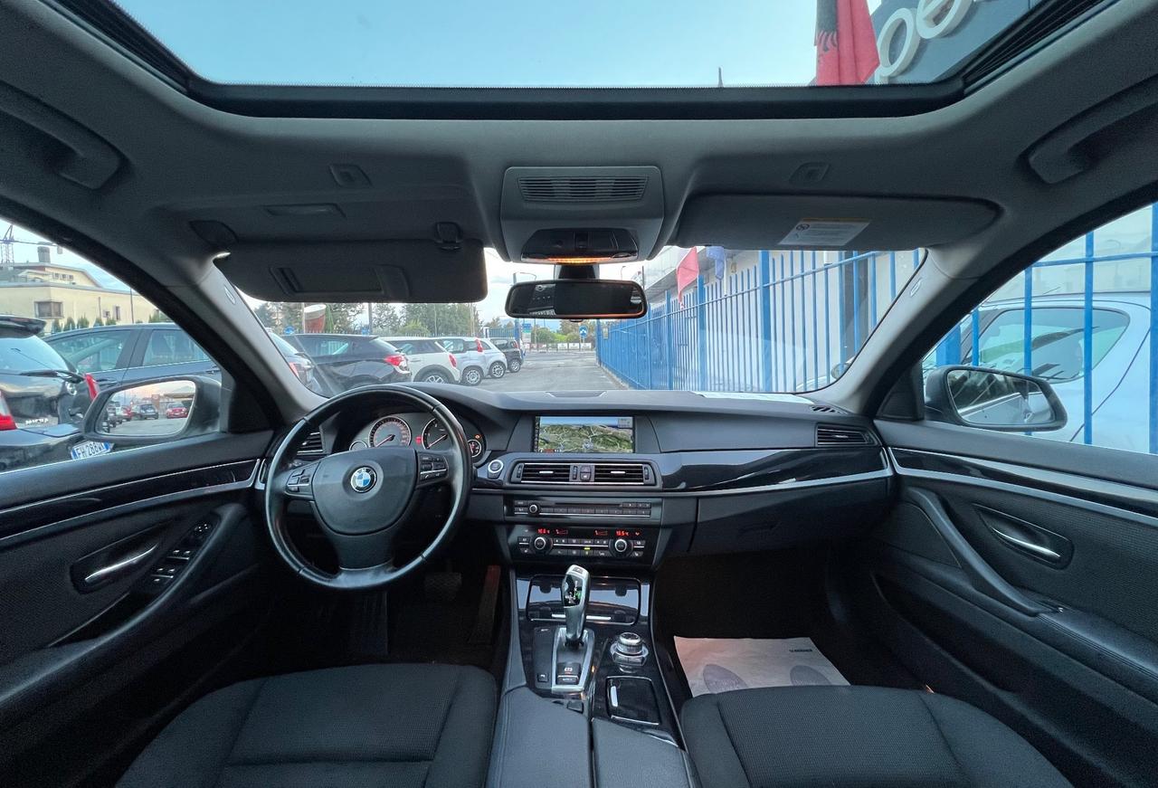 Bmw 520 520d Touring Futura automatica tetto panoramico