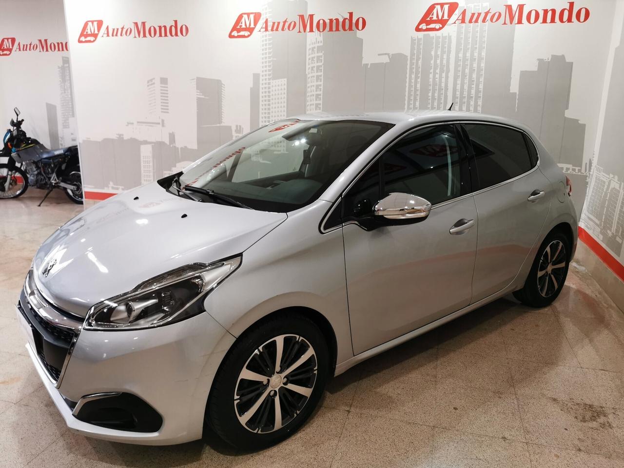 Peugeot 208 BlueHDi 75 5 porte Allure