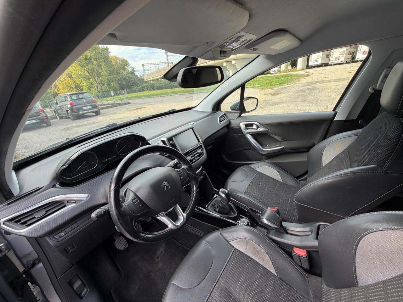 Peugeot 2008 1.6HDI Allure PREZZO 8200€
