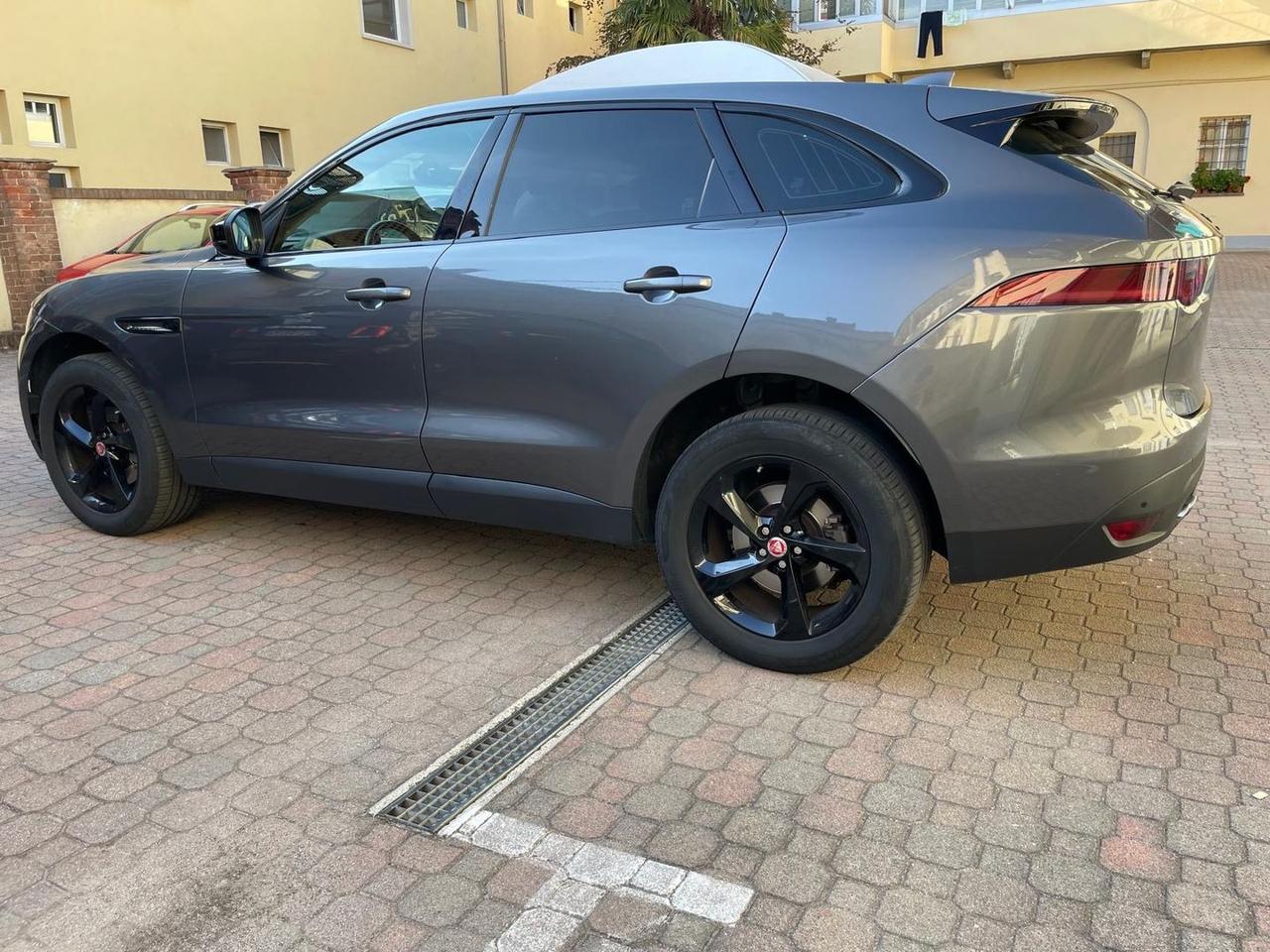 Jaguar F-Pace 2.0 20d Turbo #7015