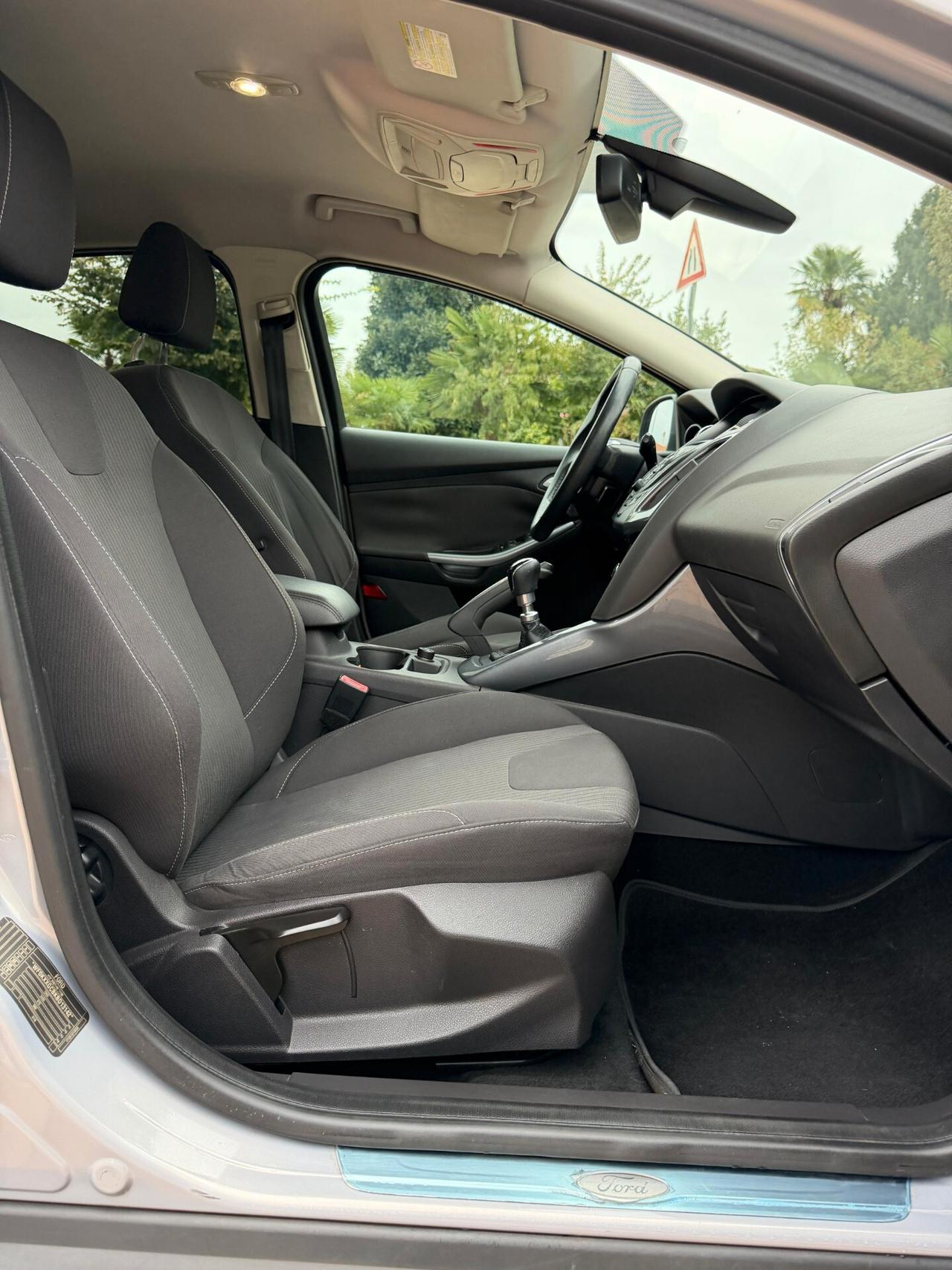 Ford Focus 1.6 EcoBoost 150 CV Titanium neopatentati