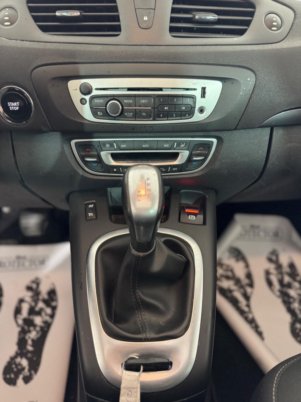 Renault Scenic dCi 110 CV EDC Bose 7 Posti EURO 6B TETTO APRIBILE