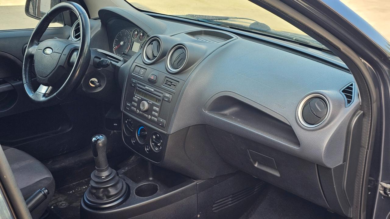 Ford Fiesta 1.4 TDCi 5p. Ghia