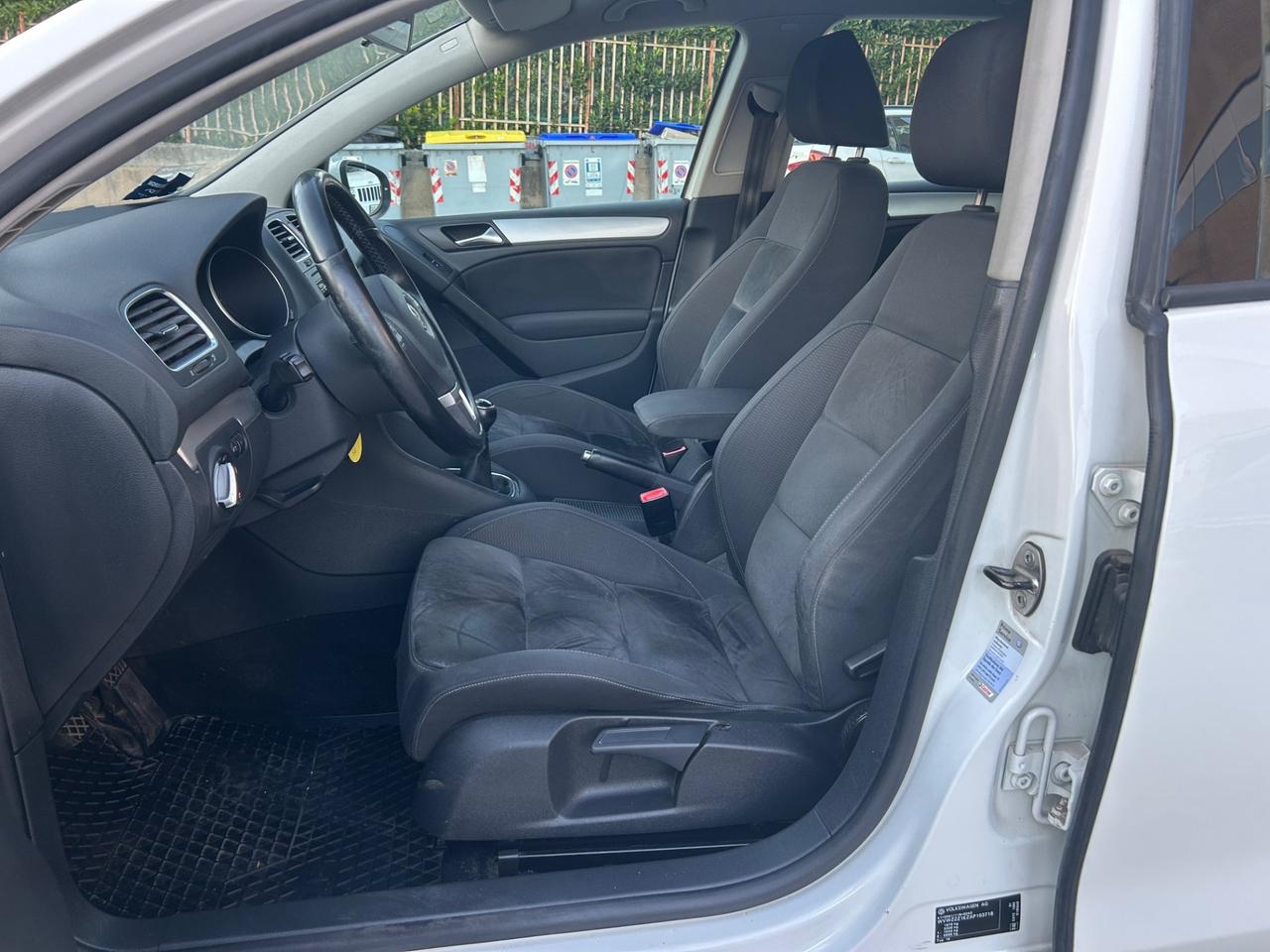 Volkswagen Golf 1.6 TDI DPF 5p. Highline
