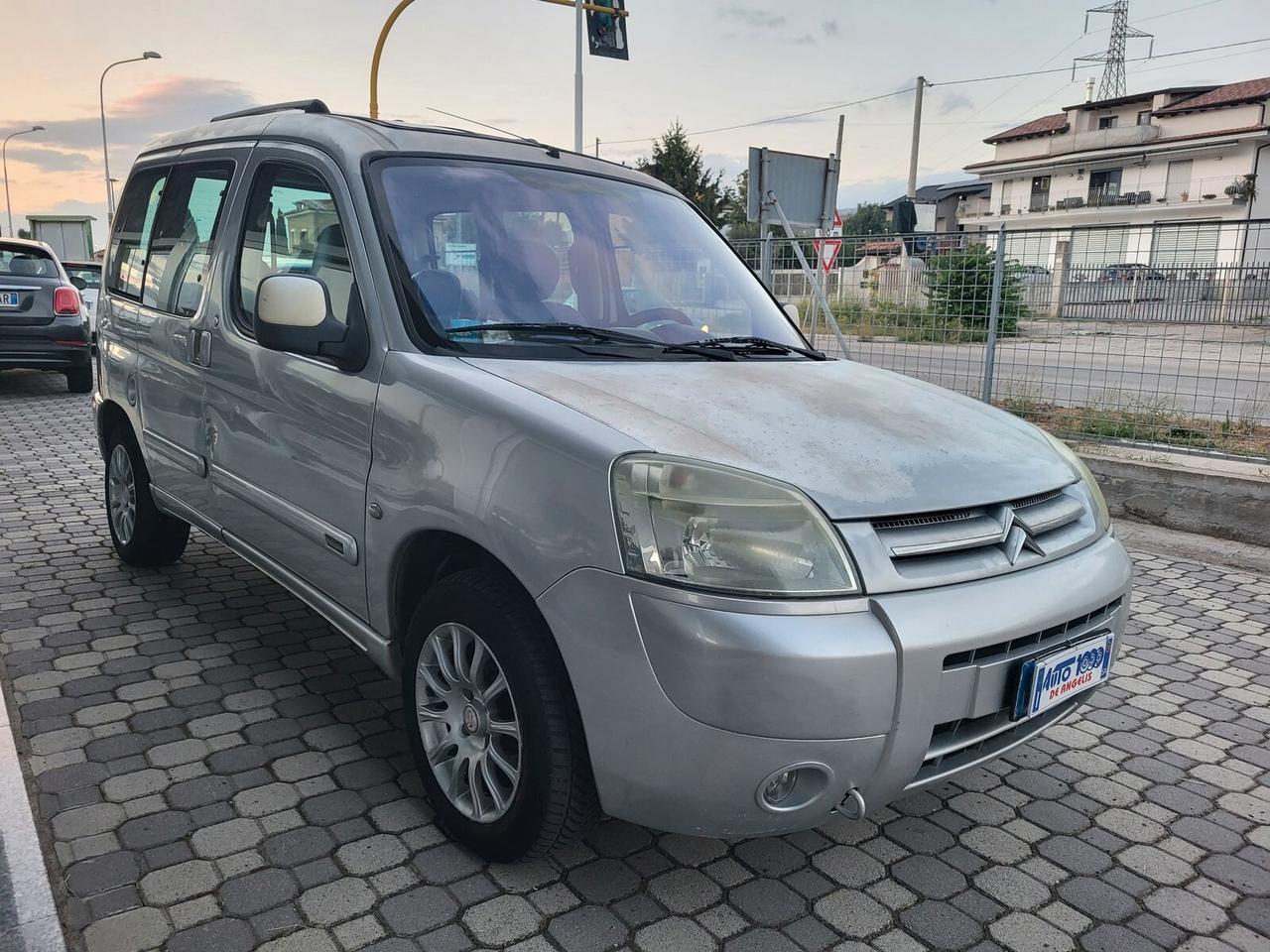 Citroen Berlingo 1.6 5 POSTI - SERIE SPECIALE " ELIO FIORUCCI UNICO PROPRIETARIO