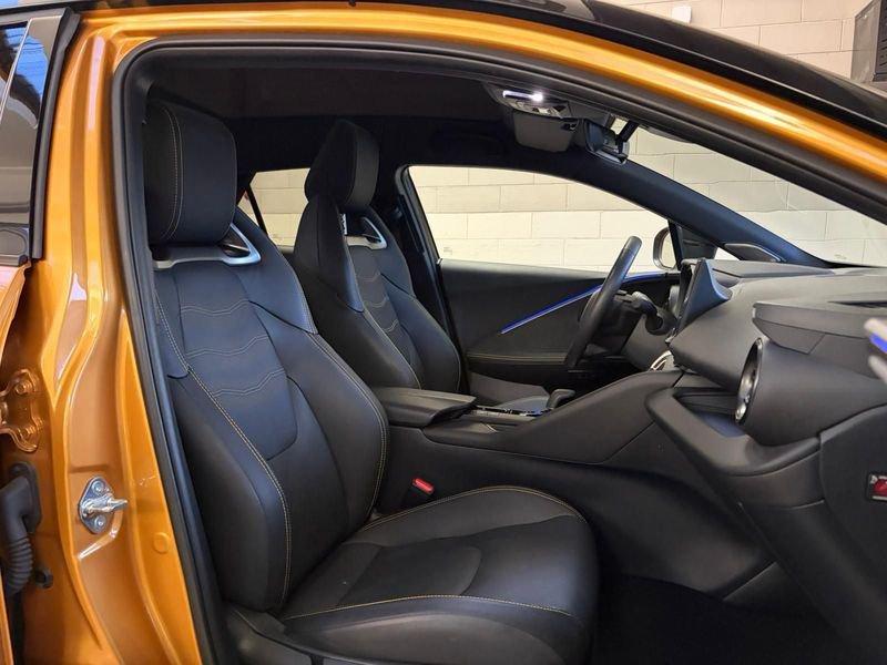 Toyota C-HR 2.0 HV E-CVT Lounge Premiere