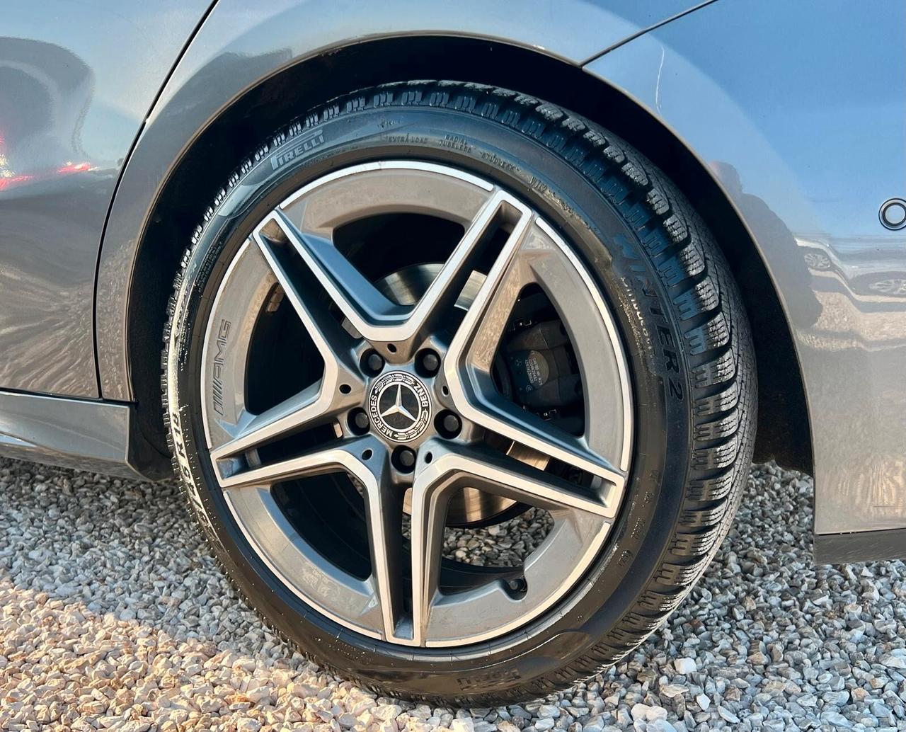 Mercedes-benz A 250 Premium 224 cv