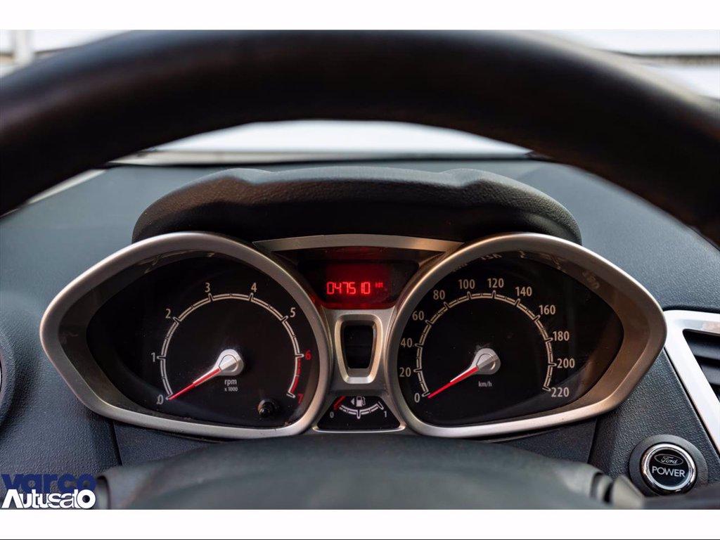 FORD Fiesta 5p 1.2 16v titanium 82cv del 2012