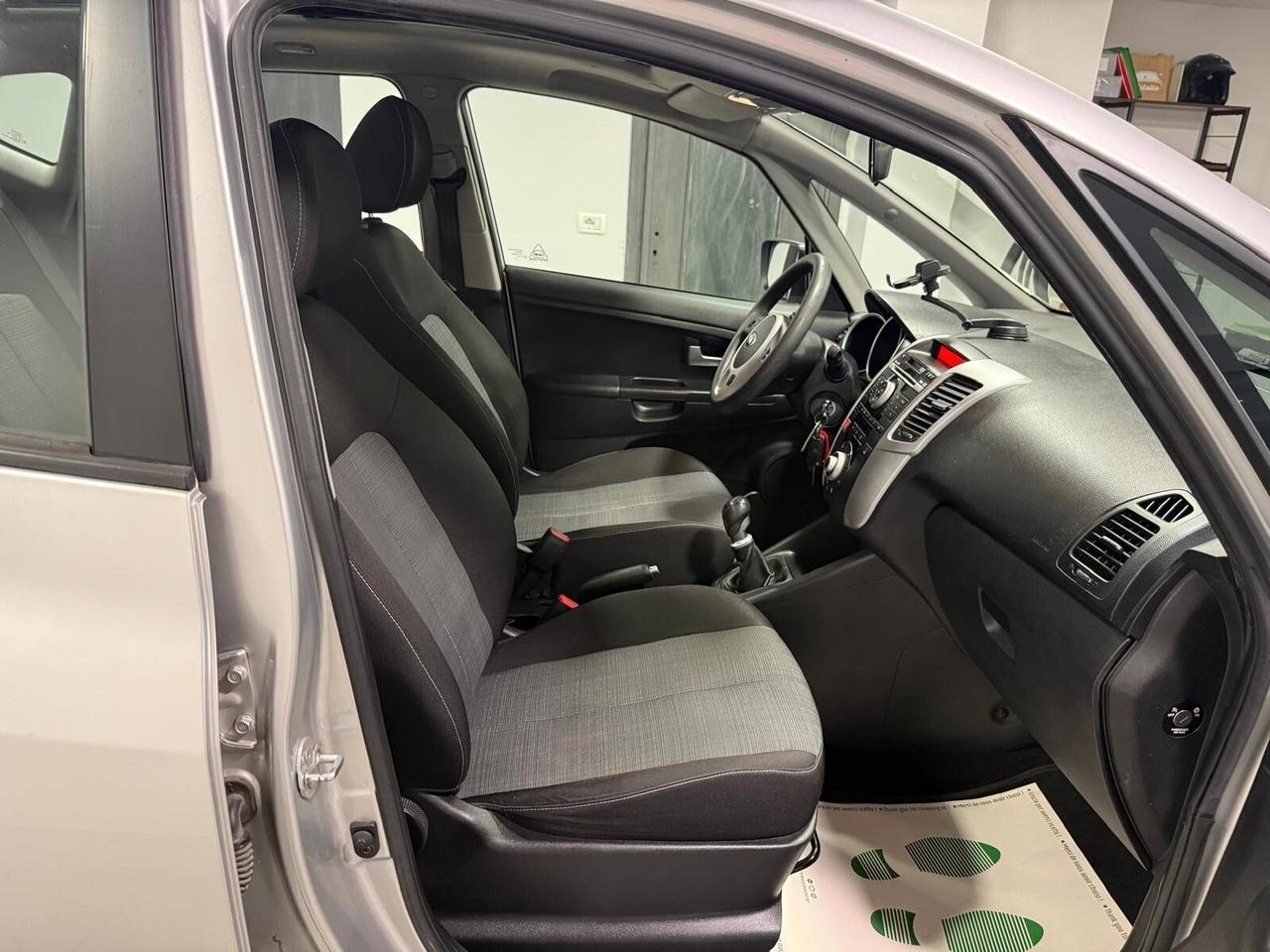 KIA VENGA 1.4 EcoGPL Cool 90cv DEL 2014 TETTO APRIBILE