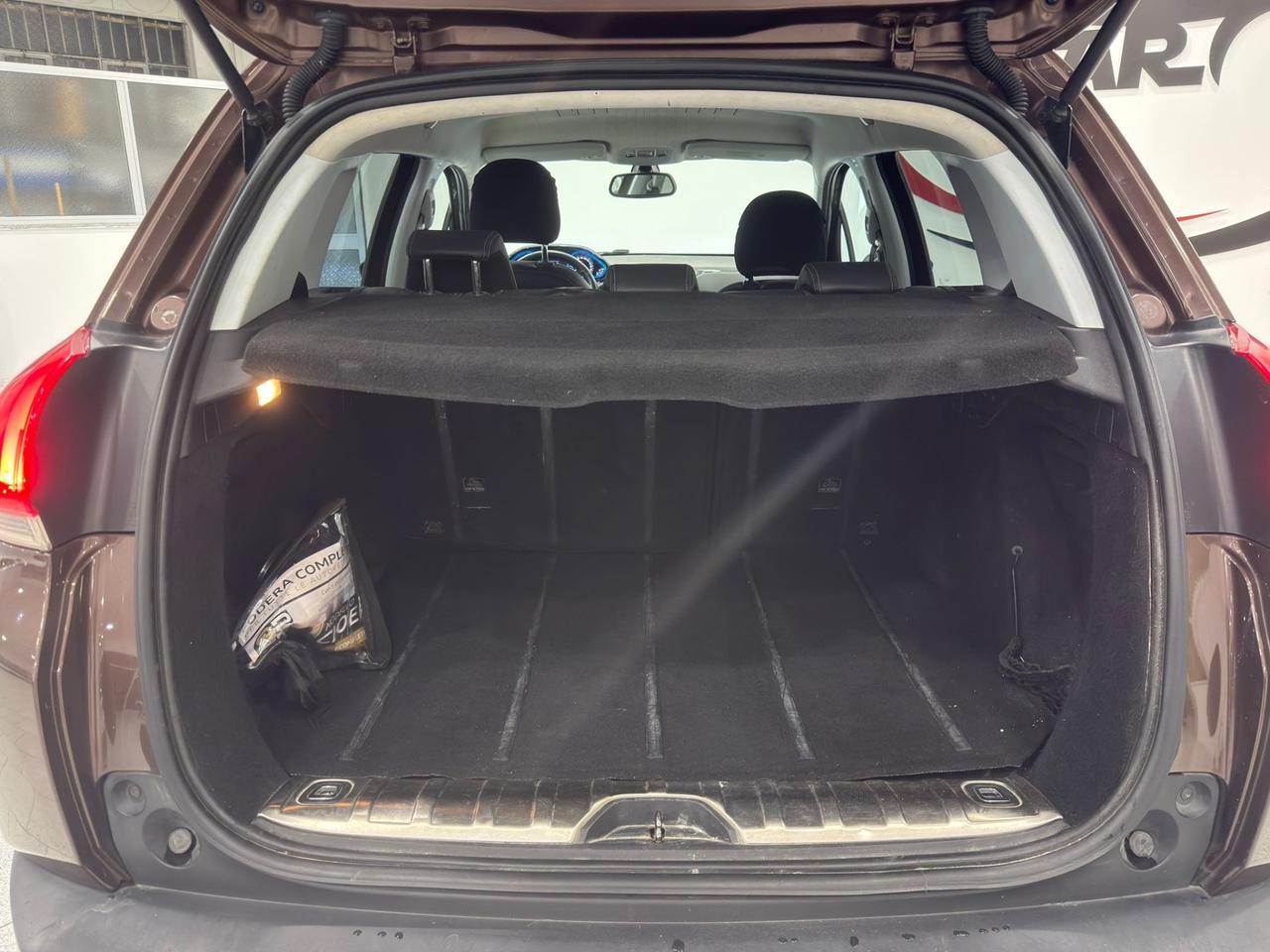 Peugeot 2008 1.2 VTi 82CV Allure