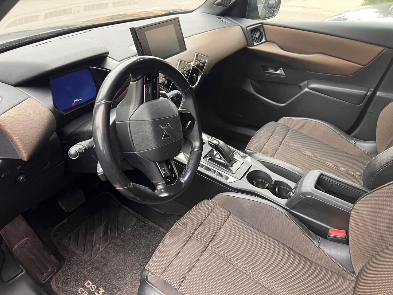 Ds DS3 3 Crossback BlueHDi 130 aut. Performance Line