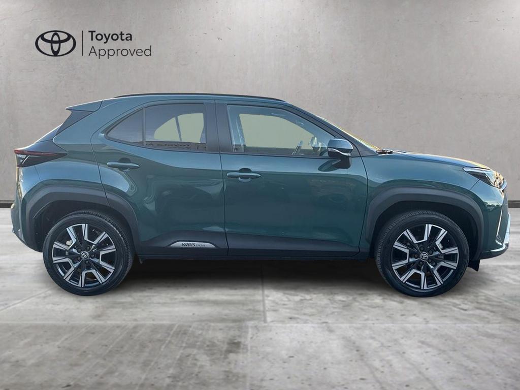 Toyota Yaris Cross 1.5h Lounge awd-i 130cv e-cvt