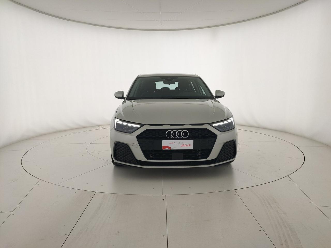 Sportback 30 1.0 TFSI Admired Advanced S tronic