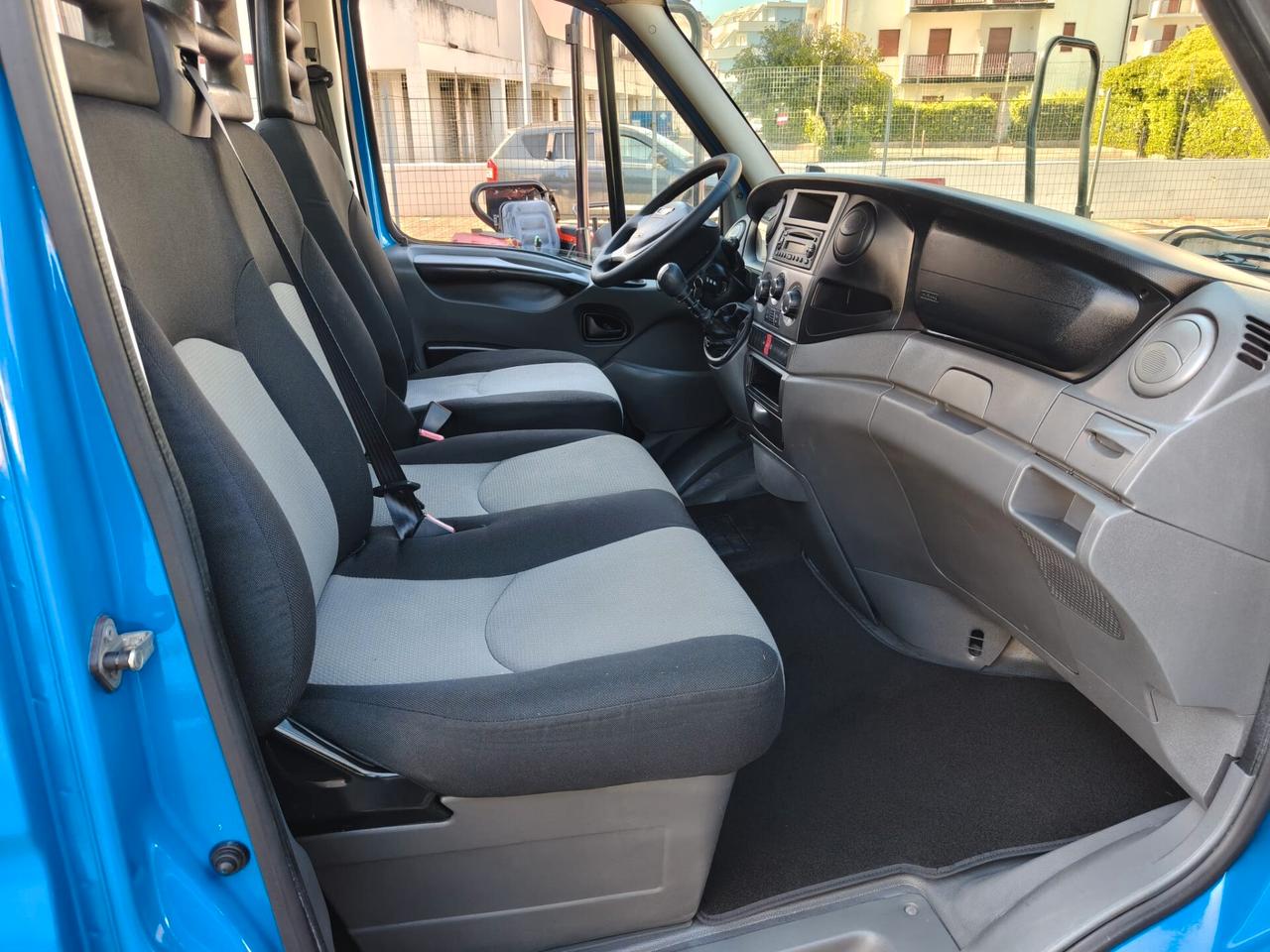 Iveco Daily 35 C15 Ribaltabile + Gru - 2013