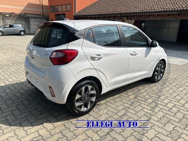 HYUNDAI i10 1.0 63 CV Connectline KM 0