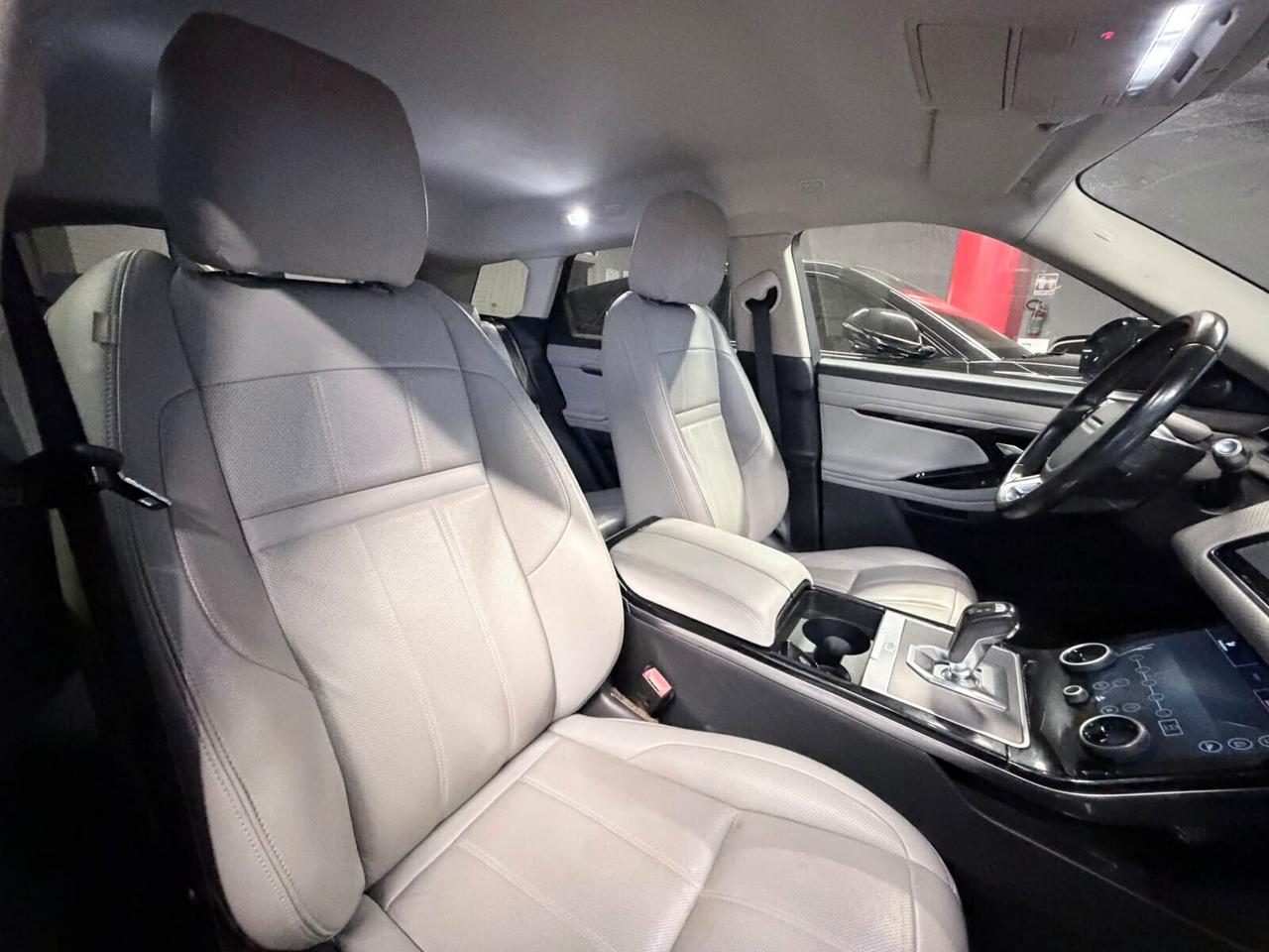 Land Rover Evoque 2.0D I4-L.Flw 150 CV AWD 18.000 KM