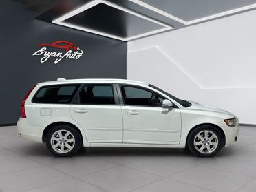 Volvo V50 D2 POLAR