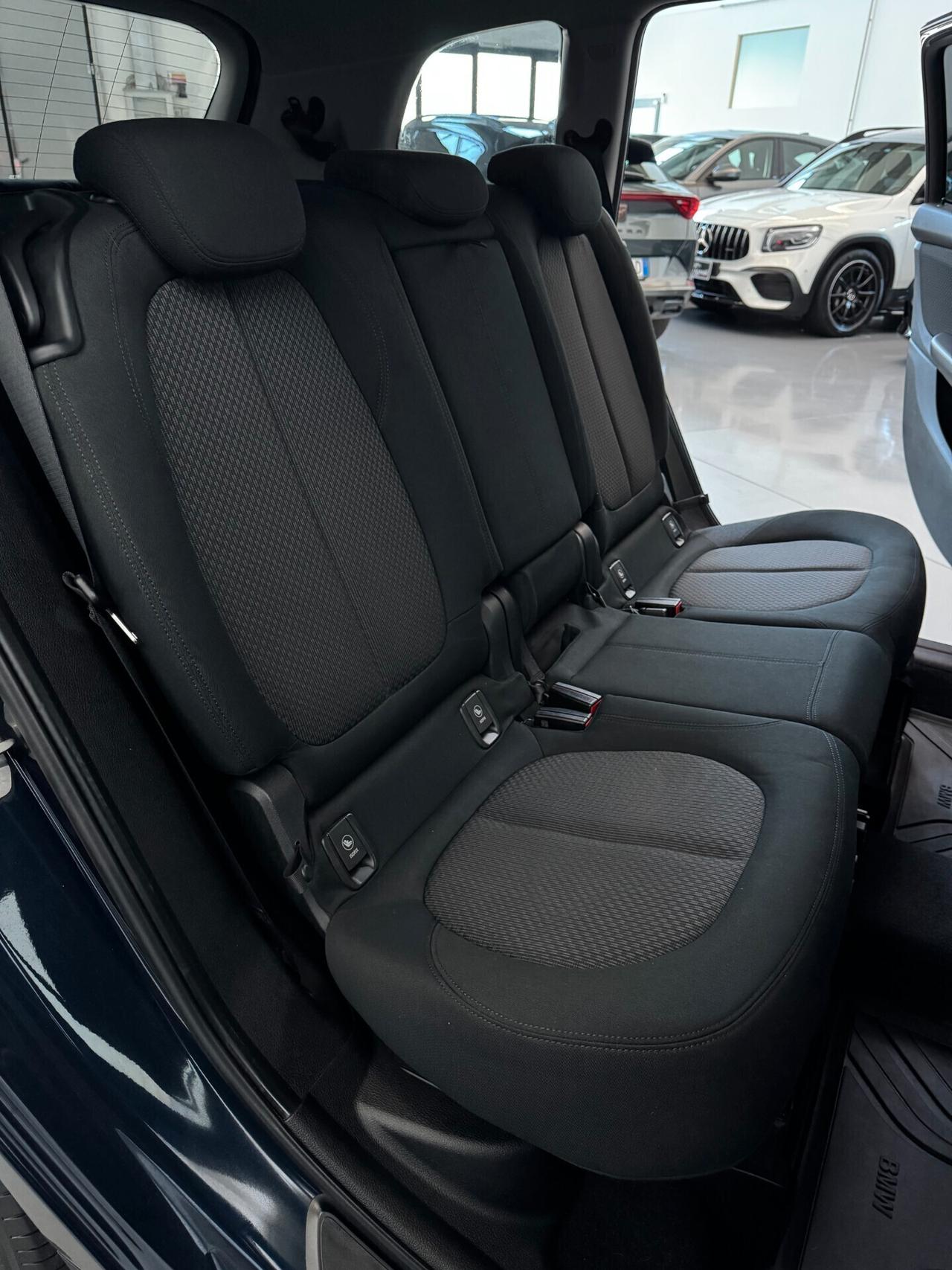 BMW 220 Gran Tourer Business 2.0cc 192cv 7 posti Navi Auto