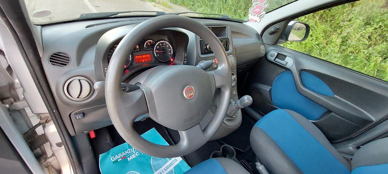 PANDA 1,2 GPL DI SERIE SCADENZA 2031 FRIZIONE NUOVA+DISTRIBUZIONE SENSORI DI PARCHEGGIO IMPECCABILE