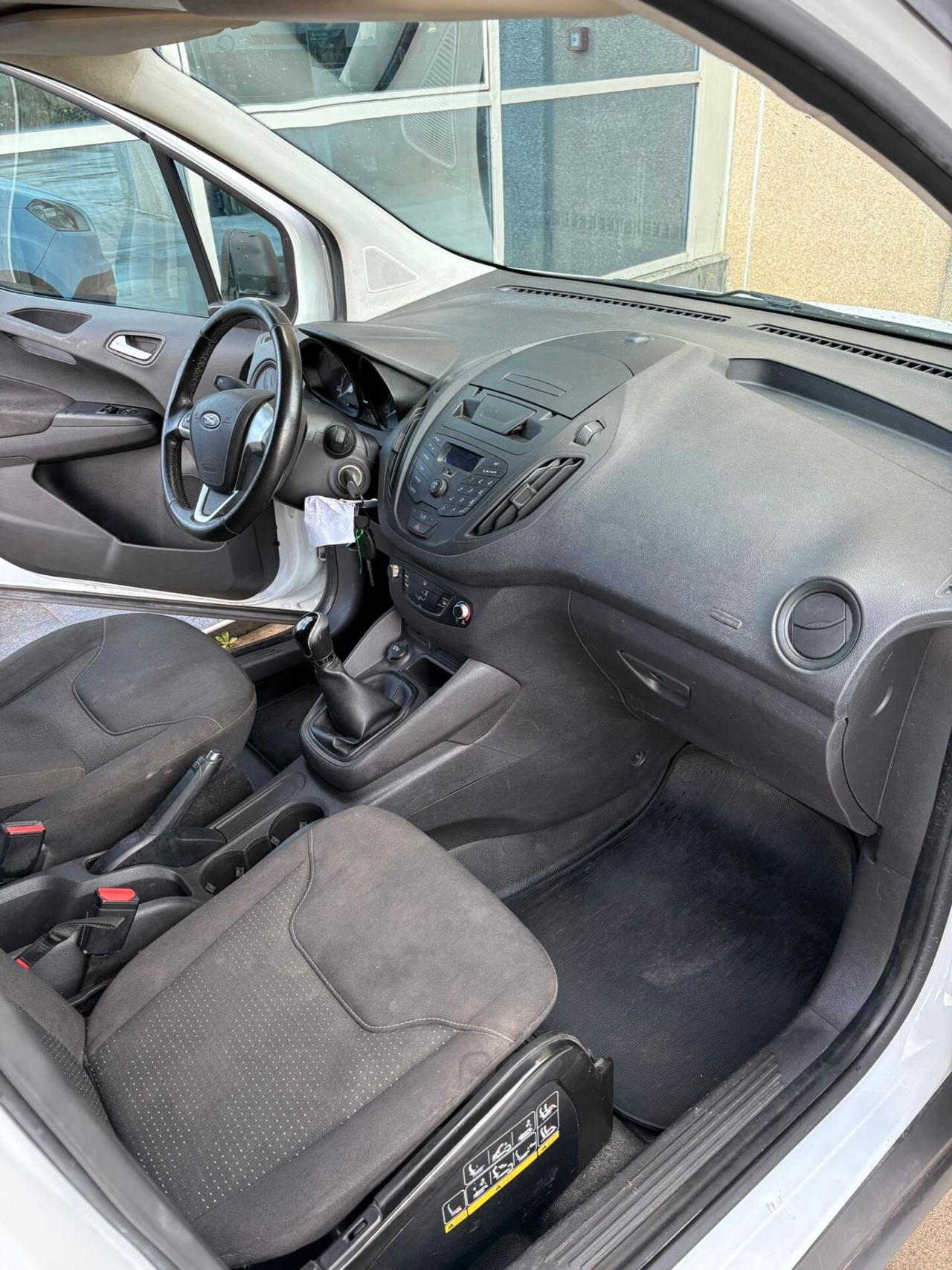 Ford Tourneo Connect 1.5 TDCi 100 CV Plus