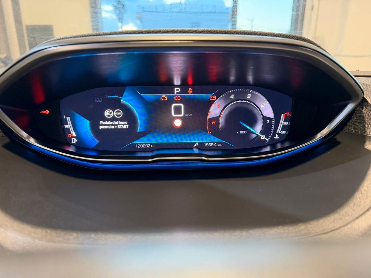 Peugeot 3008 BlueHDi 130 S&S EAT8 Business