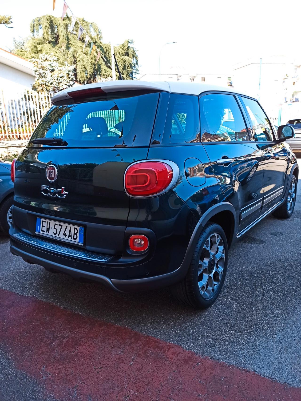 Fiat 500L 1.3 Multijet 85 CV Trekking Tetto panoramico bicolore