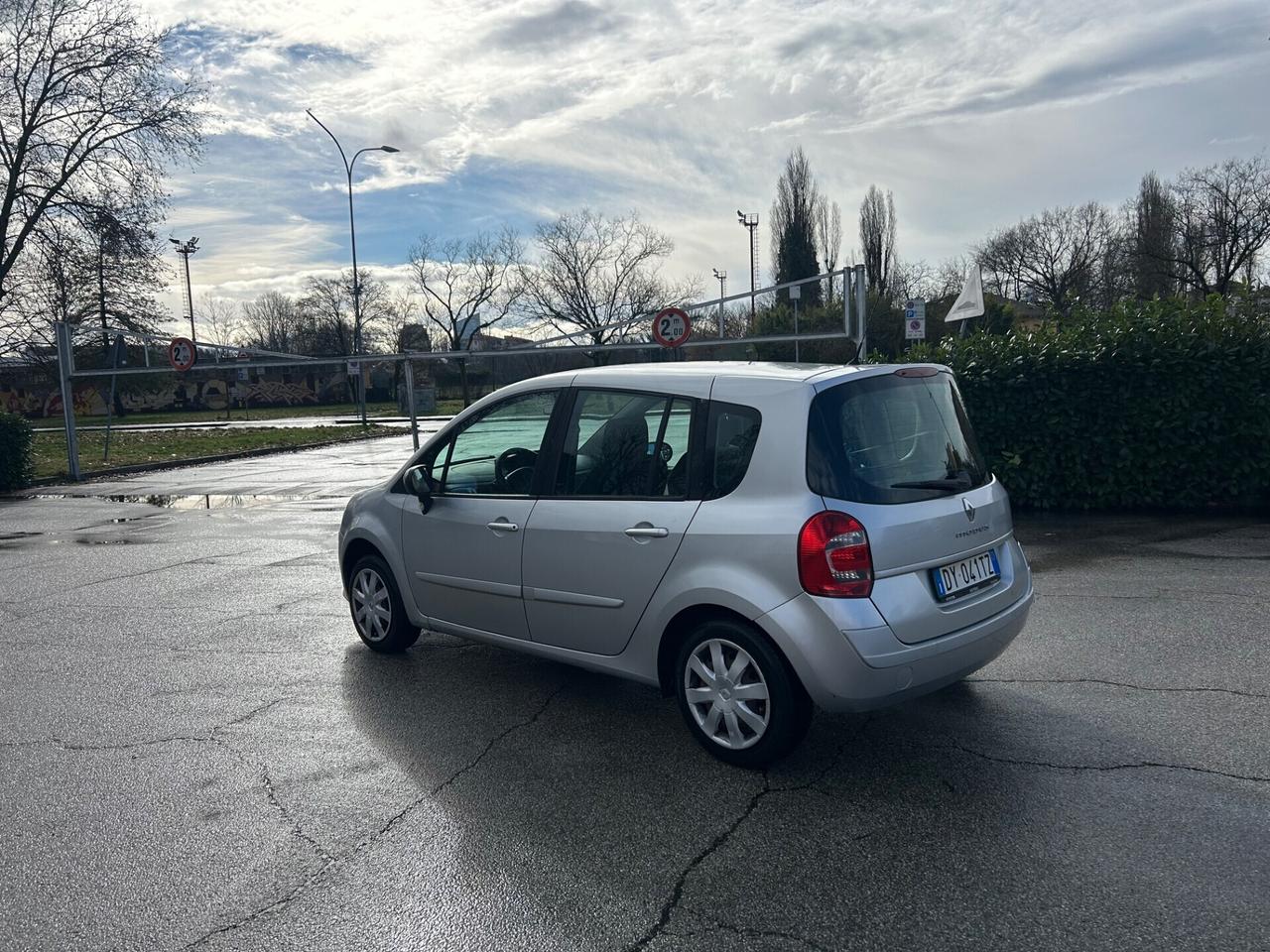 Renault Modus Grand 1.2 cc benzina unica proprietaria