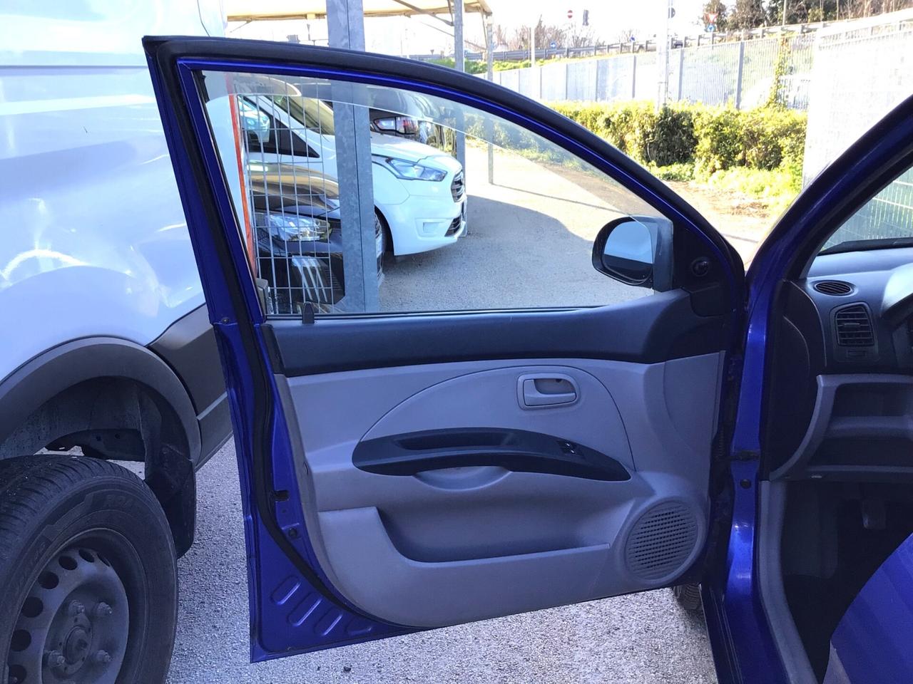 Kia Picanto 1.0 12V LX Urban