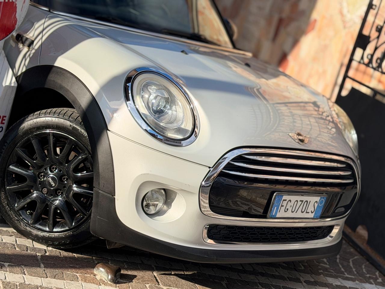 Mini 1.5 Cooper D 5 porte