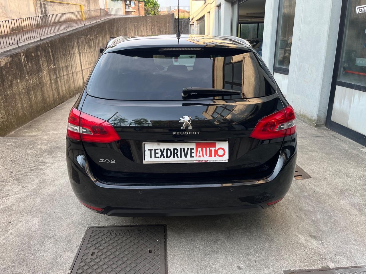 Peugeot 308 BlueHDi 130 S&S SW GT Line