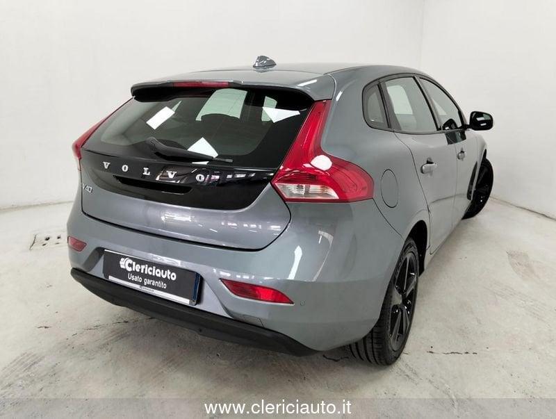 Volvo V40 D2
