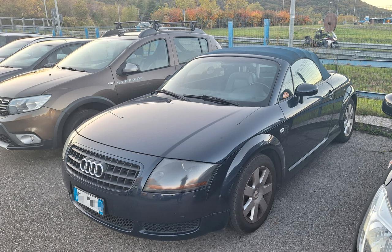 Audi TT Roadster 1.8 T Cabrio