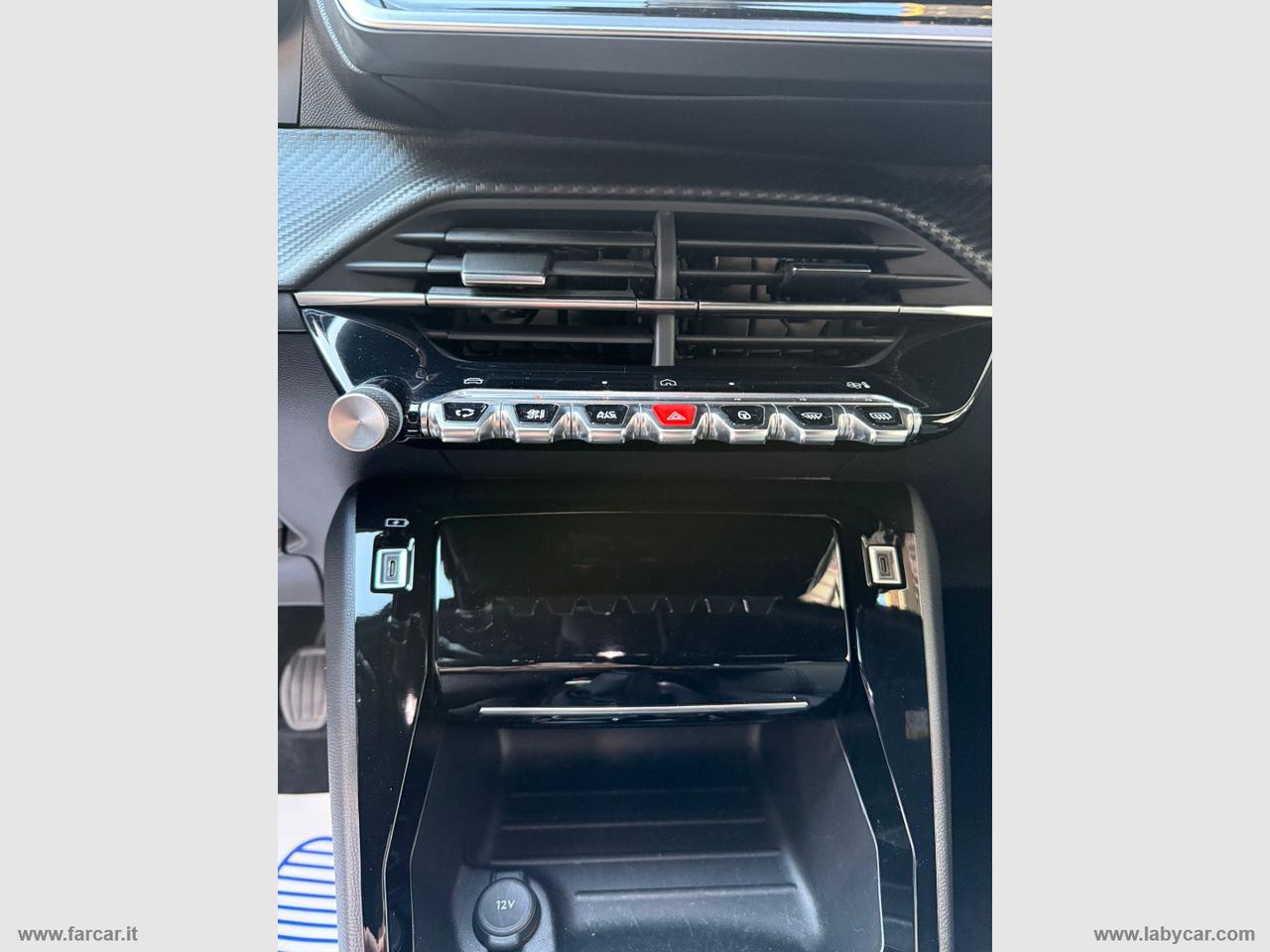 PEUGEOT 2008 PureTech 100 S&S Allure